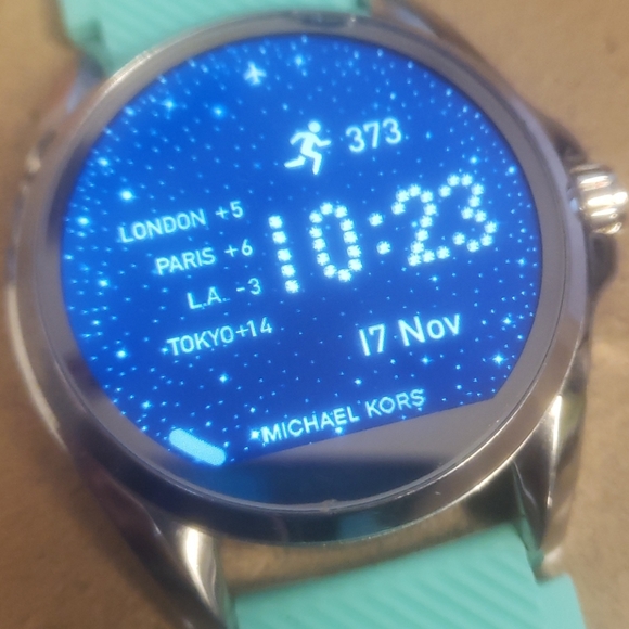 Michael kors smart watch Extra links